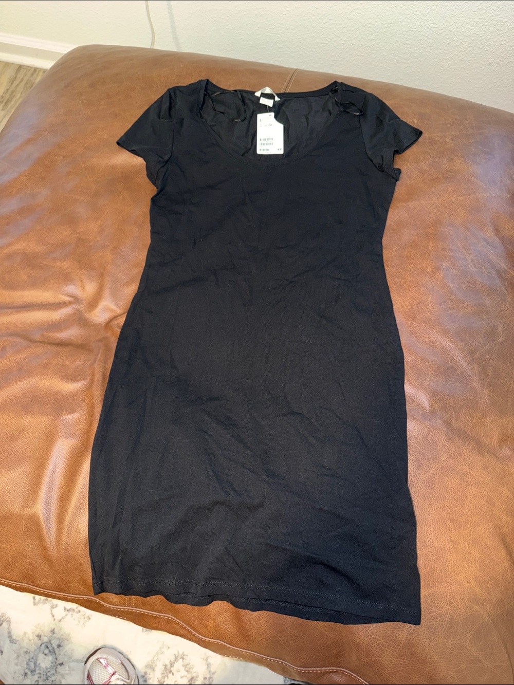H&M Black Short Sleeve Bodycon Dress